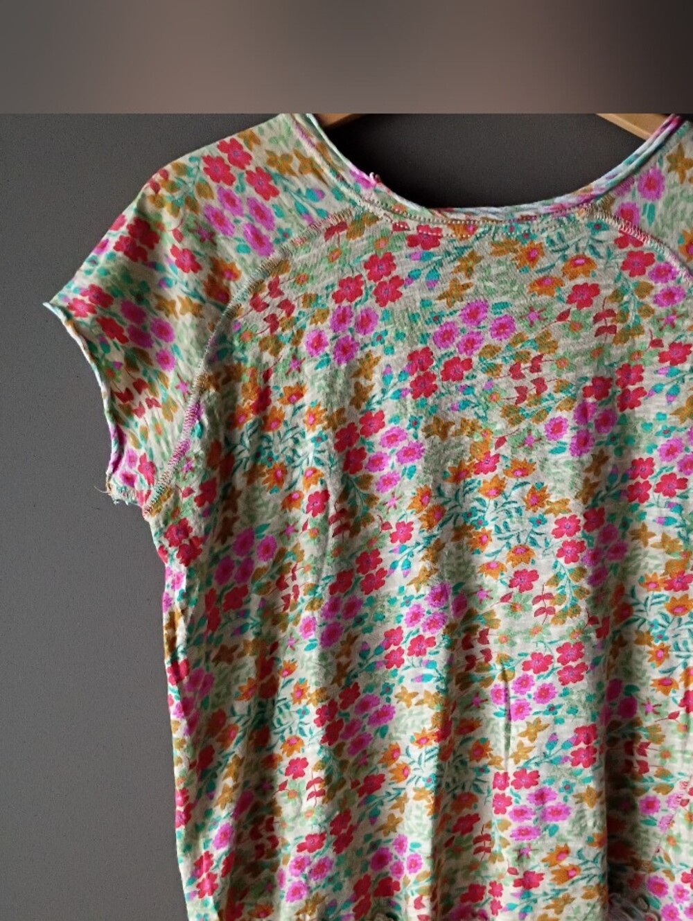 Natural Life Lily Cotton Floral Tee Lettuce Hem Pink Red Boho Cottage Quiet Lux - Picture 5 of 6